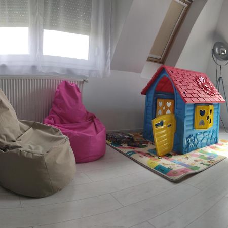 Ikon Apartman Hajdúszoboszló Eksteriør bilde