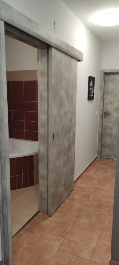 Ikon Apartman Hajdúszoboszló Eksteriør bilde