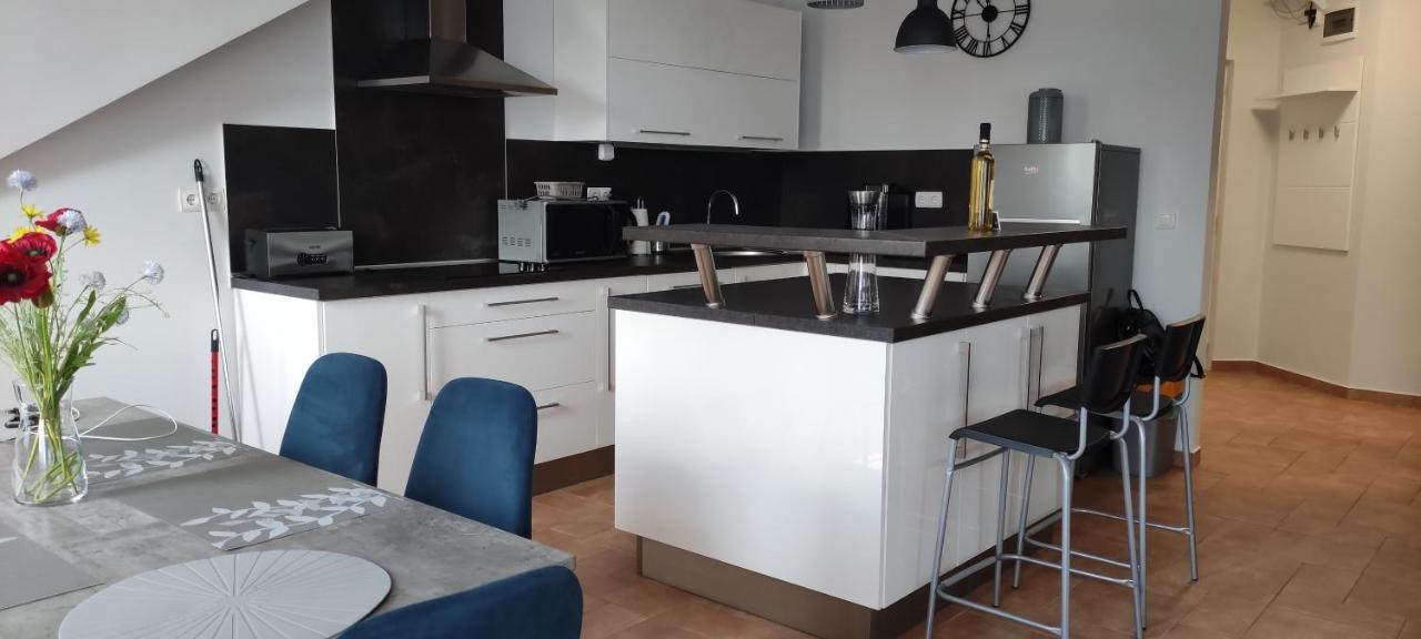 Ikon Apartman Hajdúszoboszló Eksteriør bilde