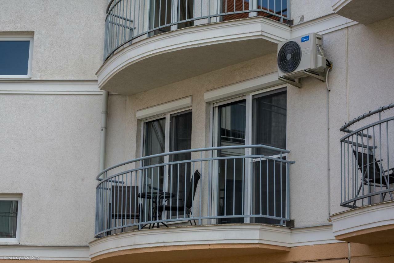 Ikon Apartman Hajdúszoboszló Eksteriør bilde